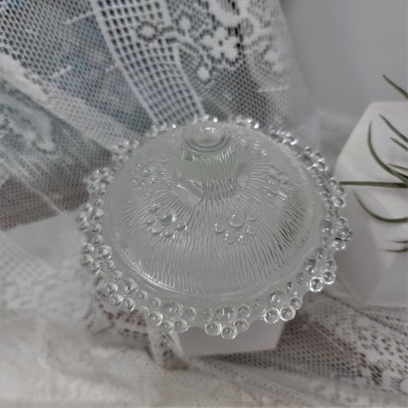 Adorable Covered Trinket Dish Vintage Clear Glass - Picture 3 of 9